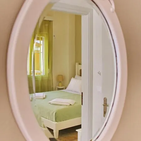 Ioanna's House アパート