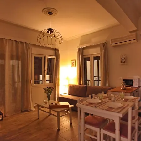 Ioanna's House スコペロス