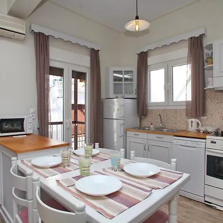 Ioanna's House スコペロス