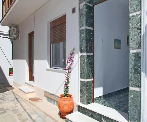 Ioanna's House * Skopelos Town